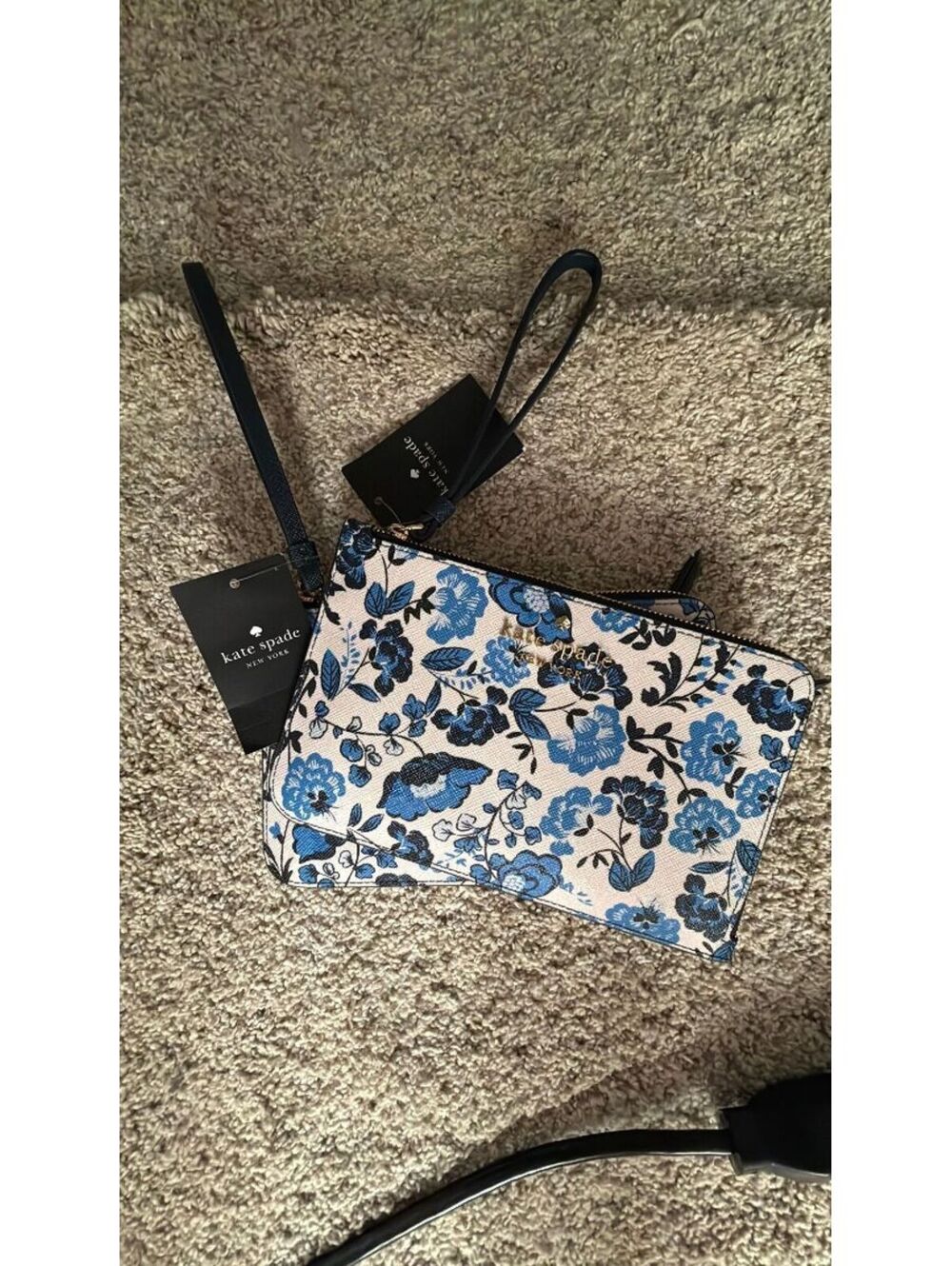 K Spade Cameron Vase Floral Medium L-Zip Wristlet Blue Multi KM059 NWT